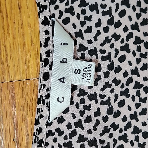 CAbi Sleeveless Blouse - Picture 3 of 8